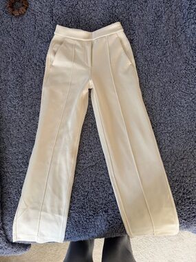 Lululemon Softstreme Pintuck Mid-Rise Pant XXXS 29” Inseam Brand new with Tags